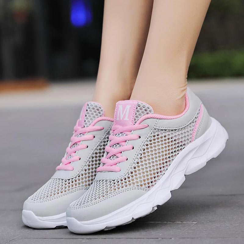 Summer Breathable Sneakers Wom - Kids Outdoor Playhouse B&Q recensione e prezzo