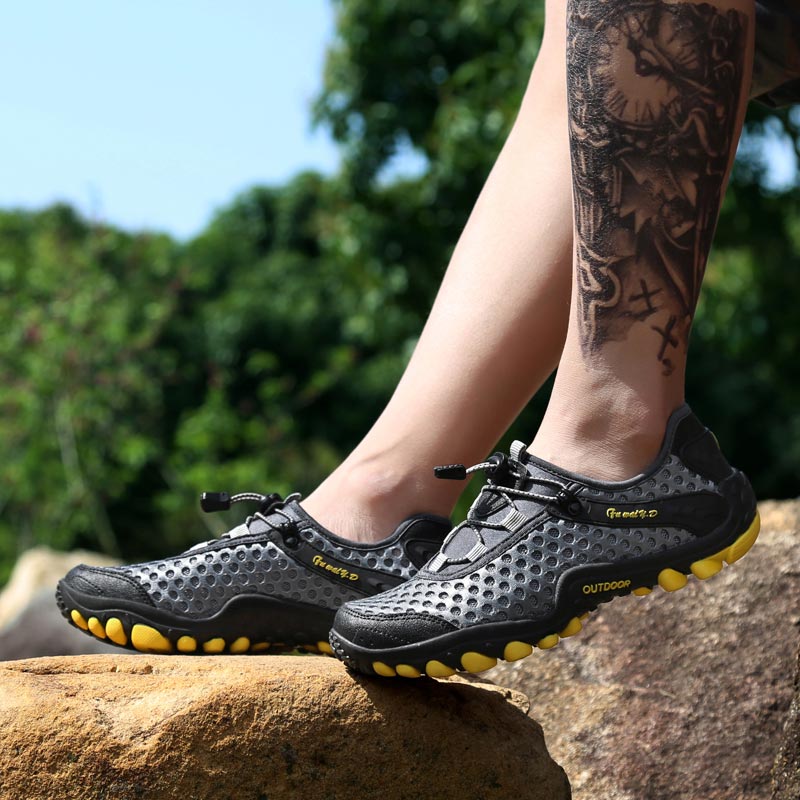 trekking mountain mens sports  - Kids Outdoor Playhouse B&Q recensione e prezzo